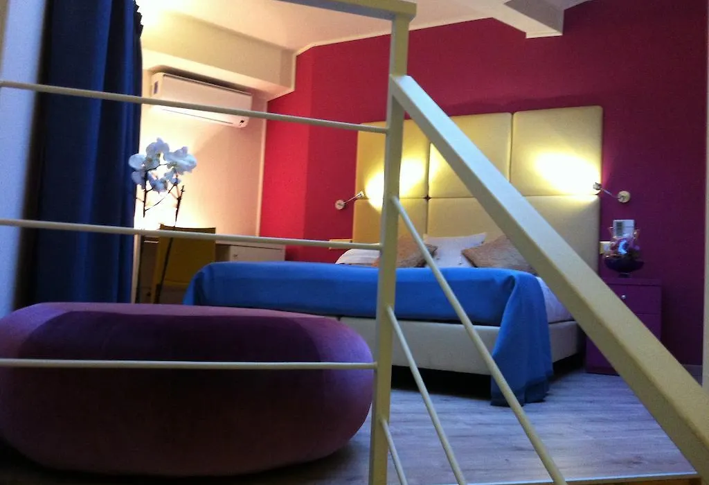 Tango Hotel-1